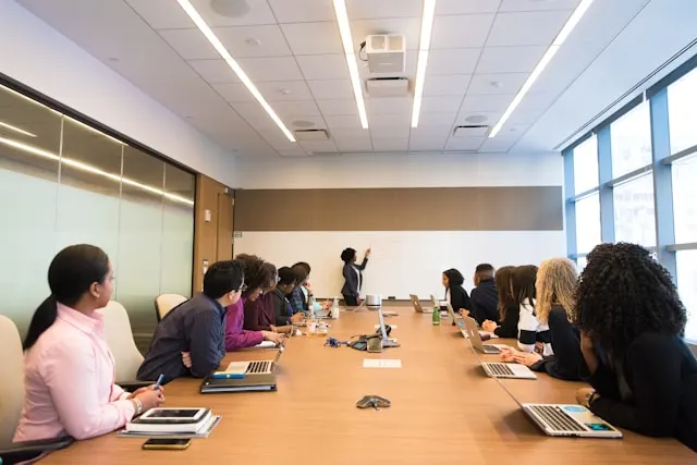 How to Influence CXOs